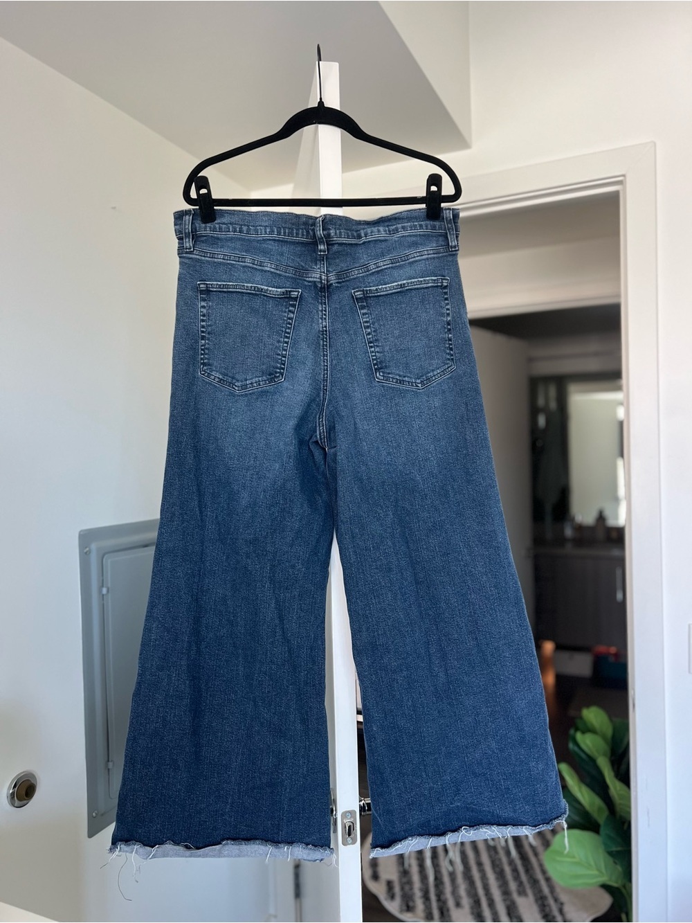 Frame Le Slim High Waist Wide Leg Palazzo Jeans Raw Hem Dark Wash/Crafty Size 33 - Picture 8 of 10